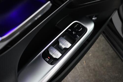 MERCEDES-BENZ C 300 e iA + GPS + CAMERA + PDC + CRUISE + ALU 18