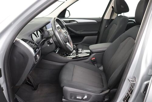 BMW X3 x-DRIVE 20iA + GPS + CAMERA + PDC + CRUISE + PANO DAK + ALU 
