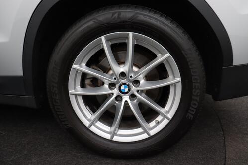 BMW X3 x-DRIVE 20iA + GPS + CAMERA + PDC + CRUISE + PANO DAK + ALU 