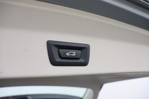 BMW X3 x-DRIVE 20iA + GPS + CAMERA + PDC + CRUISE + PANO DAK + ALU 