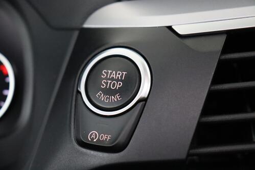 BMW X3 x-DRIVE 20iA + GPS + CAMERA + PDC + CRUISE + PANO DAK + ALU 