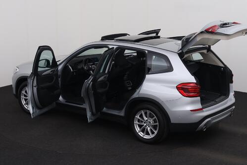 BMW X3 x-DRIVE 20iA + GPS + CAMERA + PDC + CRUISE + PANO DAK + ALU 