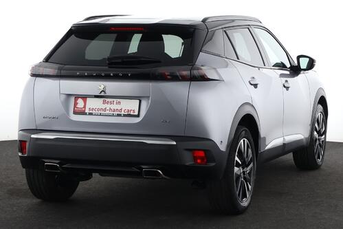 PEUGEOT 2008 *GT-PACK 1.2 PURETECH EAT8 + A/T + GPS + CARPLAY + LEDER/ALCANTARA + CAMERA + PDC + CRUISE + ALU 18