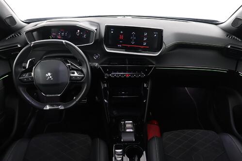 PEUGEOT 2008 *GT-PACK 1.2 PURETECH EAT8 + A/T + GPS + CARPLAY + LEDER/ALCANTARA + CAMERA + PDC + CRUISE + ALU 18