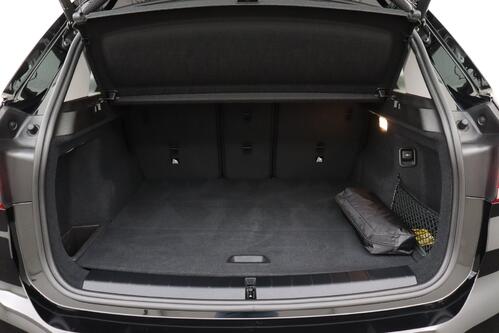 BMW X1 18 iA SDRIVE  + GPS + PDC + CRUISE + PANO + ALU 