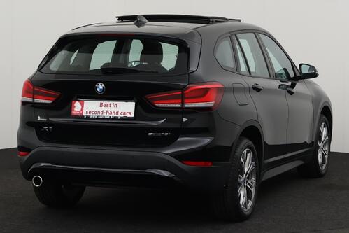 BMW X1 18 iA SDRIVE  + GPS + PDC + CRUISE + PANO + ALU 