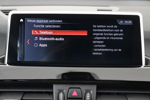 BMW X1 18 iA SDRIVE  + GPS + PDC + CRUISE + PANO + ALU 