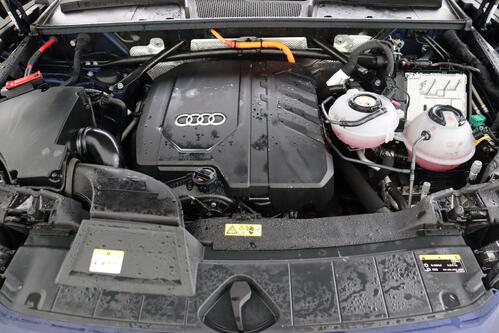 AUDI Q5 50 2.0 TFSI-e S-LINE QUATTRO + CARPLAY + GPS + CAMERA + PDC + PANO + ALU 
