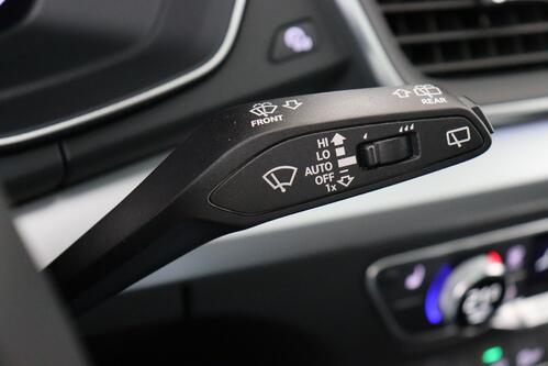 AUDI Q5 50 2.0 TFSI-e S-LINE QUATTRO + CARPLAY + GPS + CAMERA + PDC + PANO + ALU 