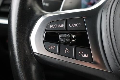 BMW 330 iA TOURING M-SPORT + CARPLAY + GPS + CAMERA + PDC + CRUISE + ALU 