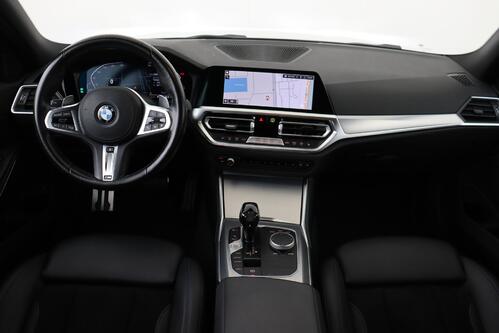 BMW 330 iA TOURING M-SPORT + CARPLAY + GPS + CAMERA + PDC + CRUISE + ALU 