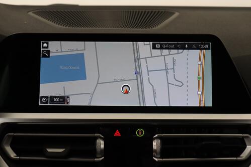 BMW 330 iA TOURING M-SPORT + CARPLAY + GPS + CAMERA + PDC + CRUISE + ALU 