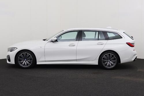 BMW 330 iA TOURING M-SPORT + CARPLAY + GPS + CAMERA + PDC + CRUISE + ALU 
