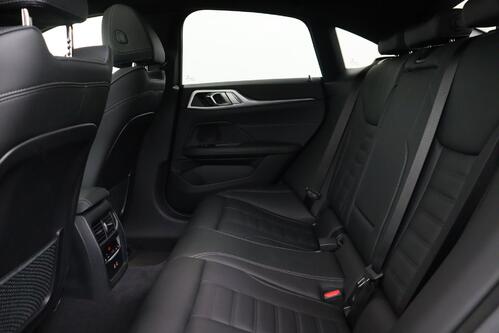 BMW 430 iA + CARPLAY + GPS + CAMERA + PDC + CRUISE (ACC) + LEDER + SCHUIFDAK + ALU 