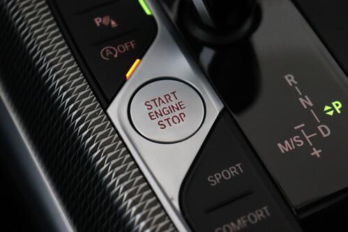 BMW 430 iA + CARPLAY + GPS + CAMERA + PDC + CRUISE (ACC) + LEDER + SCHUIFDAK + ALU 