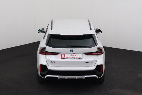 BMW X1  x-Drive25e iA M-SPORT + GPS + CARPLAY + LEDER/ALCANTARA + CAMERA + PDC + CRUISE + ALU 