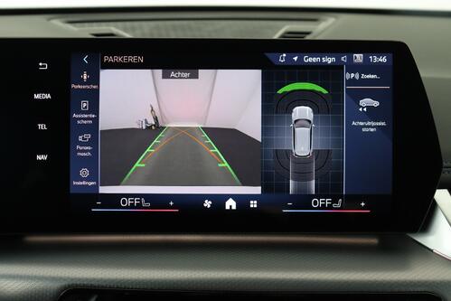 BMW X1  x-Drive25e iA M-SPORT + GPS + CARPLAY + LEDER/ALCANTARA + CAMERA + PDC + CRUISE + ALU 