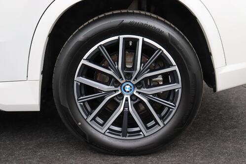 BMW X1  x-Drive25e iA M-SPORT + GPS + CARPLAY + LEDER/ALCANTARA + CAMERA + PDC + CRUISE + ALU 