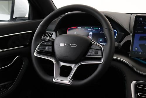 BYD Seal U COMFORT 71.8 kWh + A/T + GPS + LEDER + CARPLAY + CAMERA + PDC + CRUISE(ACC) + PANO DAK + ALU 19