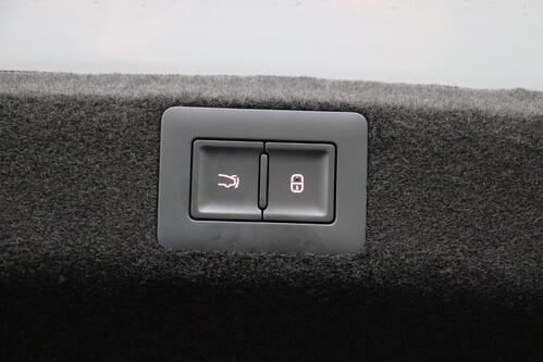 BYD Seal EXCELLENCE AWD 82.5 kWh + CARPLAY + LEDER + CAMERA + PDC + PANO DAK + CRUISE (ACC) + ALU 