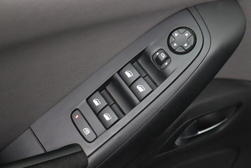 CITROEN C4 SpaceTourer FEEL 1.2 PURETECH  EAT8  + 7PL. + A/T + GPS + CARPLAY + PDC + CRUISE + ALU 16