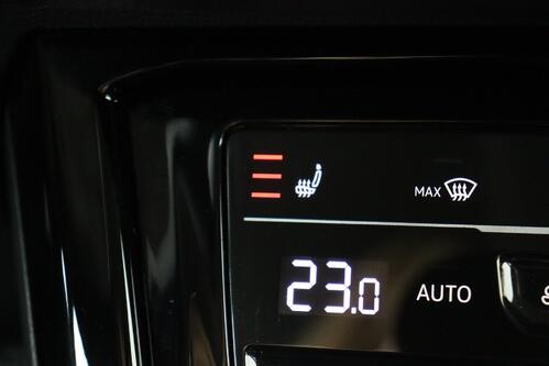 VOLKSWAGEN Touran TRENDLINE 1.5TSI DSG7 + 7PL. + CARPLAY + CRUISE (ACC) + STOF/ALCANTARA + ALU 16