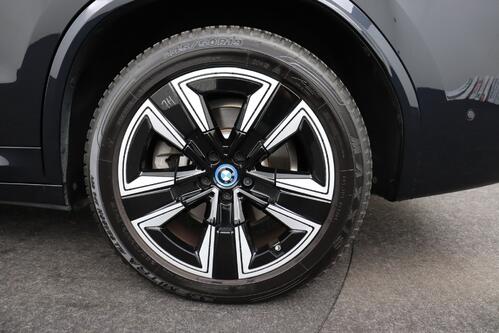 BMW iX3 M-SPORT 80 kWh + CARPLAY + GPS + CAMERA + PDC + CRUISE (ACC) + PANO + LEDER + ALU 19