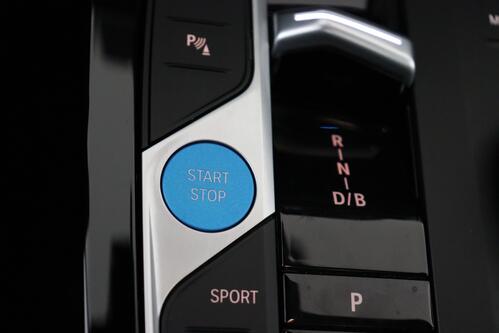 BMW iX3 M-SPORT 80 kWh + CARPLAY + GPS + CAMERA + PDC + CRUISE (ACC) + PANO + LEDER + ALU 19