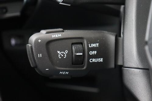 DS AUTOMOBILES DS 7 Crossback SO CHIC + CARPLAY + GPS + CAMERA + PDC + CRUISE + ALU 