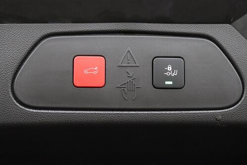 OPEL Grandland X 1.6i  PHEV + A/T + GPS + CARPLAY + LEDER/ALCANTARA + CAMERA + PDC + CRUISE + ALU 