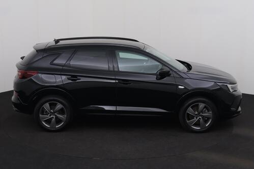 OPEL Grandland X 1.6i  PHEV + A/T + GPS + CARPLAY + LEDER/ALCANTARA + CAMERA + PDC + CRUISE + ALU 