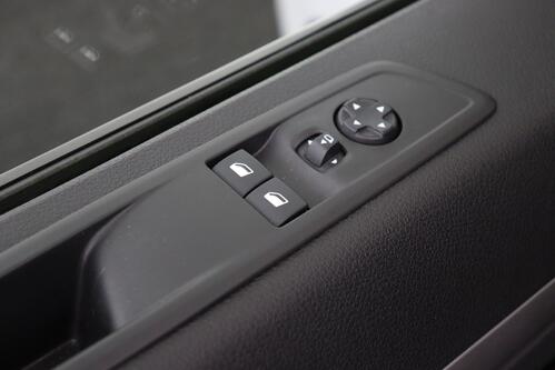 OPEL Zafira Life  EDITION XL 2.0D + 9PL. + A/T + GPS + CARPLAY + CAMERA + PDC + CRUISE + ALU 