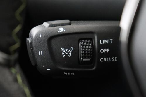 PEUGEOT 208 GT-LINE  1.2 PURETECH + A/T + GPS + CARPLAY + CAMERA + HALF/LEDRE + PDC + CRUISE + ALU 