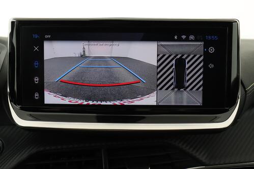 PEUGEOT 208 GT-LINE  1.2 PURETECH + A/T + GPS + CARPLAY + CAMERA + HALF/LEDRE + PDC + CRUISE + ALU 
