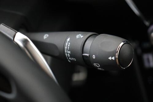 PEUGEOT 208 GT-LINE  1.2 PURETECH + A/T + GPS + CARPLAY + CAMERA + HALF/LEDRE + PDC + CRUISE + ALU 