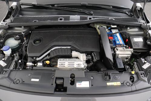 PEUGEOT 208 GT-LINE  1.2 PURETECH + A/T + GPS + CARPLAY + CAMERA + HALF/LEDRE + PDC + CRUISE + ALU 