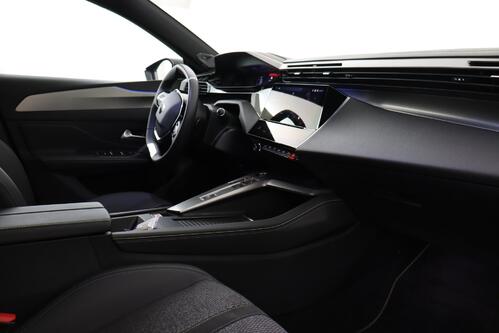 PEUGEOT 308  GT- LINE  1.2 PURETECH EAT8 + A/T + GPS + CAMERA + PDC + CRUISE(ACC) + ALU 