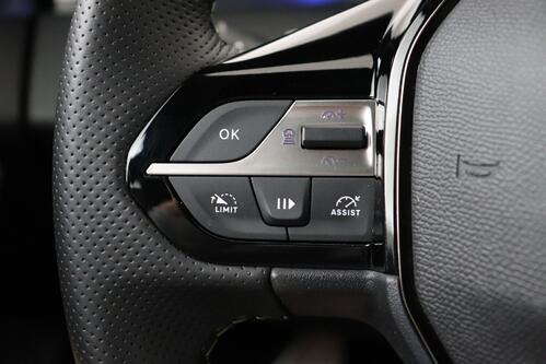 PEUGEOT 308  GT- LINE  1.2 PURETECH EAT8 + A/T + GPS + CAMERA + PDC + CRUISE(ACC) + ALU 