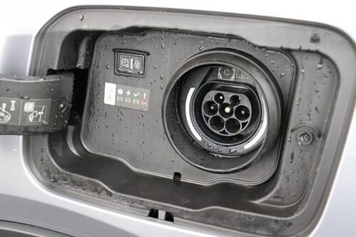 PEUGEOT 408  ALLURE GT-LINE 1.6 PHEV  EAT8 + A/T + GPS + CARPLAY + CAMERA + HALF/LEDER + PDC + CRUISE(ACC) + ALU 17