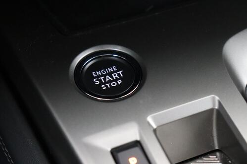 PEUGEOT 408  ALLURE GT-LINE 1.6 PHEV  EAT8 + A/T + GPS + CARPLAY + CAMERA + HALF/LEDER + PDC + CRUISE(ACC) + ALU 17