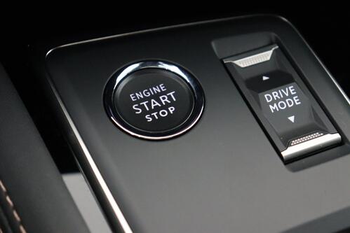 PEUGEOT 508 SW GT-LINE 1.5 BLUEHDI + A/T + GPS + CARPLAY + LEDER/ALCCANTARA + CAMERA + PDC + CRUISE + ALU 18