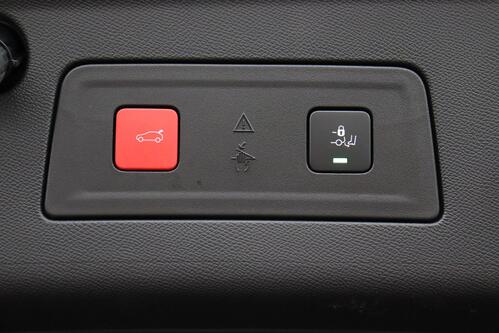 PEUGEOT 508 SW GT-LINE 1.5 BLUEHDI + A/T + GPS + CARPLAY + LEDER/ALCCANTARA + CAMERA + PDC + CRUISE + ALU 18