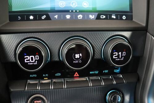 JAGUAR F-Type P300 Coupé R-Dynamic RWD