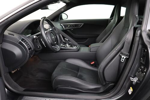 JAGUAR F-Type P300 Coupé R-Dynamic RWD