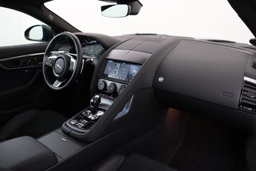 JAGUAR F-Type P300 Coupé R-Dynamic RWD