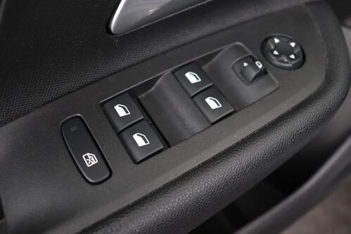 OPEL Mokka 1.2 TURBO MT S/S + GPS + CARPLAY + CAMERA + PDC + CRUISE + ALU 