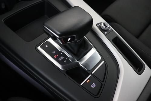 AUDI A4  S-LINE  1.4 TFSI S-TRONIC + GPS + PDC + CRUISE + ALU 