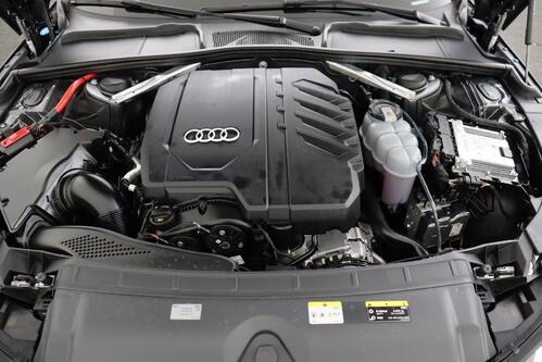 AUDI A4  S-LINE  1.4 TFSI S-TRONIC + GPS + PDC + CRUISE + ALU 