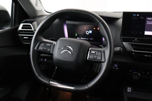 CITROEN C4 1.2 PURETECH + A/T + GPS + CARPLAY + CAMERA + PDC + CRUISE + HALF/LEDER + ALU 18