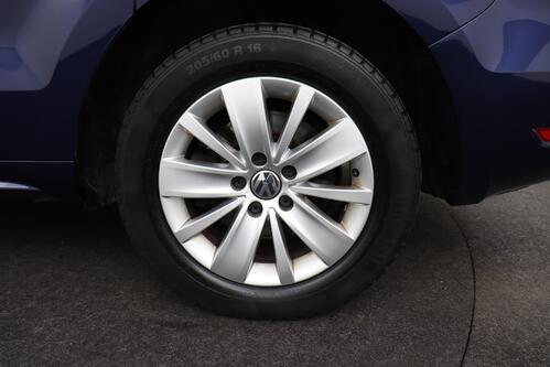 VOLKSWAGEN Sharan COMFORTLINE 1.4 TSI + 7 PL. + GPS + PDC + ALU 16